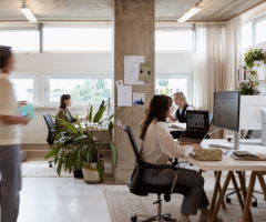 studio lucy and claire zoekt een stagiaire visual design